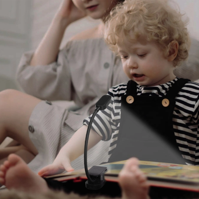 акумуляторний світильник на прищіпці