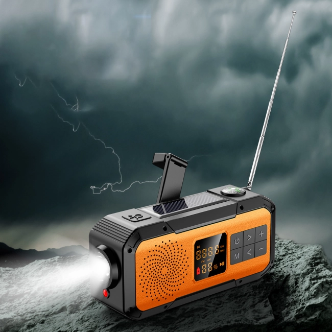 динамо радіоприймач на сонячній батареї та з дисплеєм