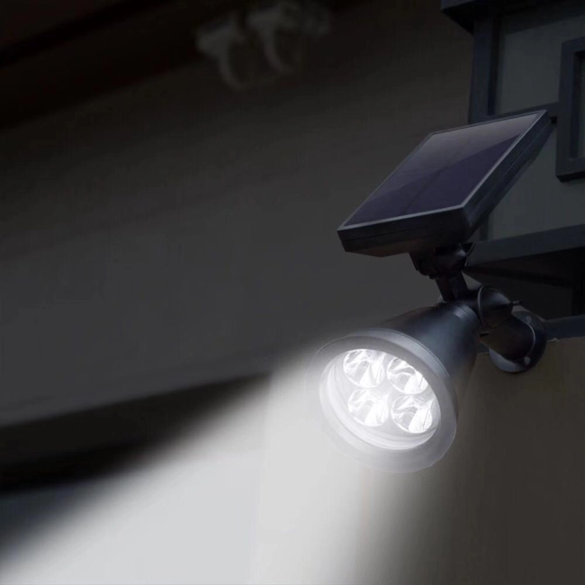 підсвітка для саду на сонячній панелі