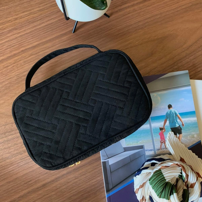 портативний органайзер під біжутерію