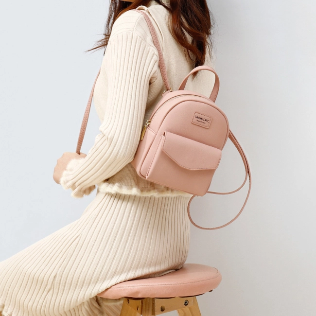 жіночий рюкзак з блискавкою