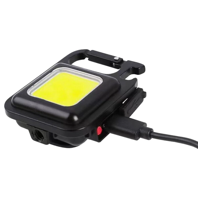 кишеньковий ліхтар на карабіні