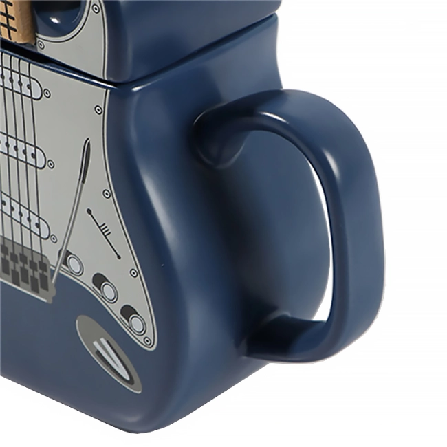 кухоль у формі гітари