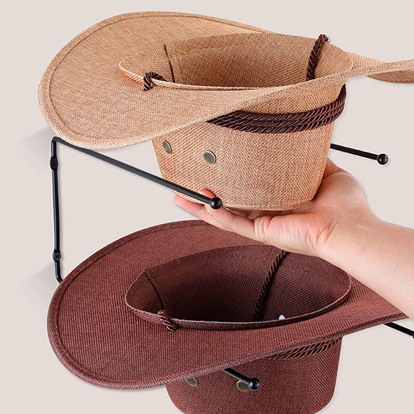 металева вішалка для капелюхів