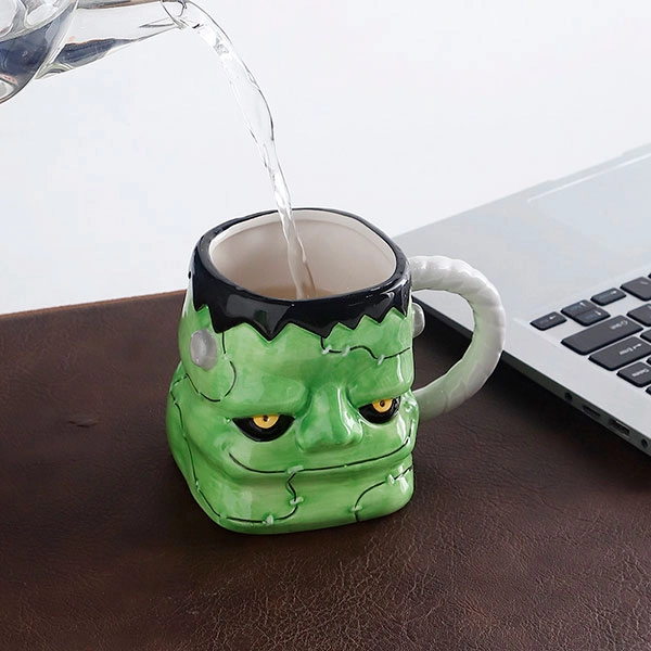 кухоль у вигляді Франкенштейна