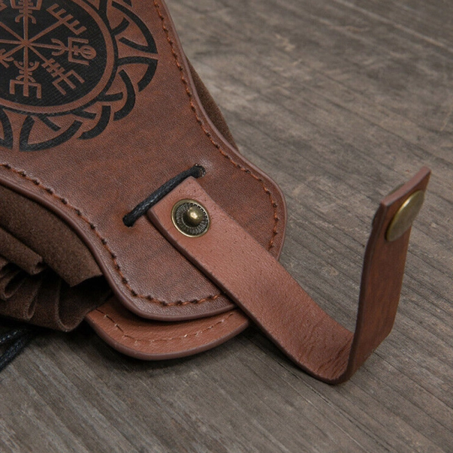 чоловіча середньовічна сумка