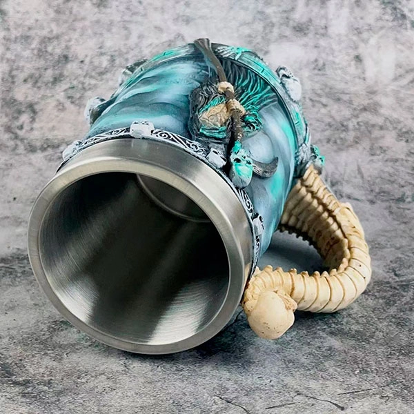 пивний келих з черепом з косою