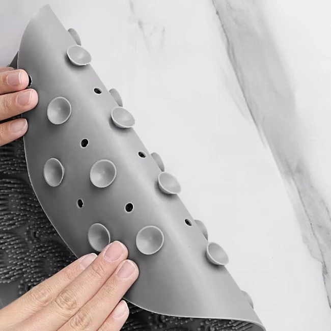 коврик с щеткой для ванной комнаты