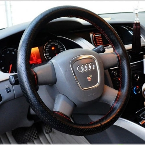 чохол зі штучної шкіри на кермо