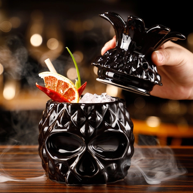 келих коктейльний у вигляді черепа