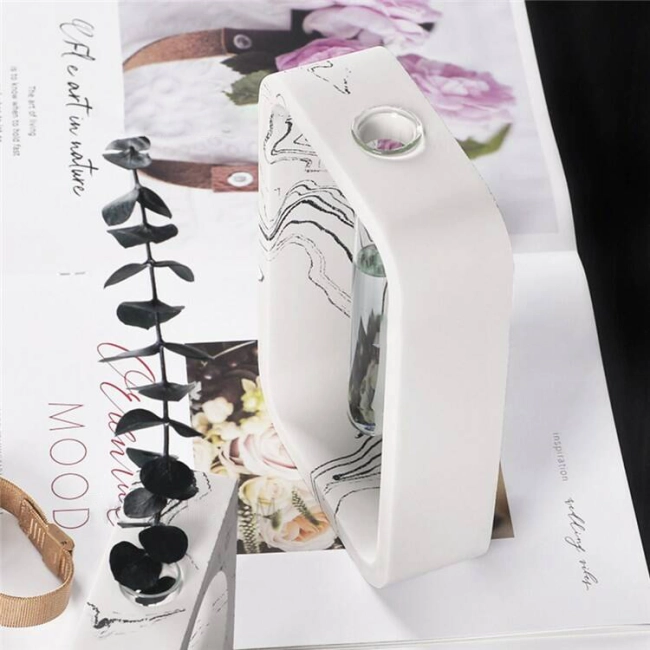 купить вазу под цветы