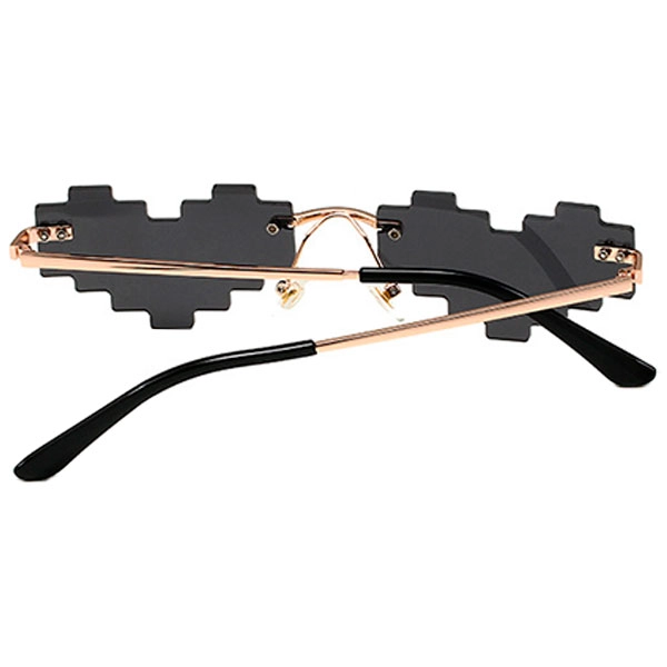 солнечные очки в форме сердца