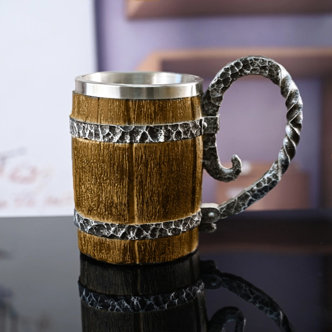 кружка в виде бочки с ручкой