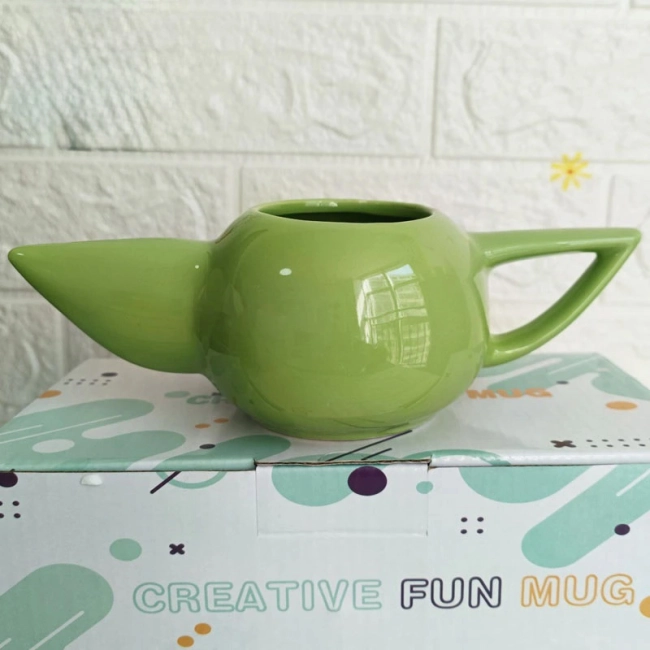 кружка в форме малыша йоды