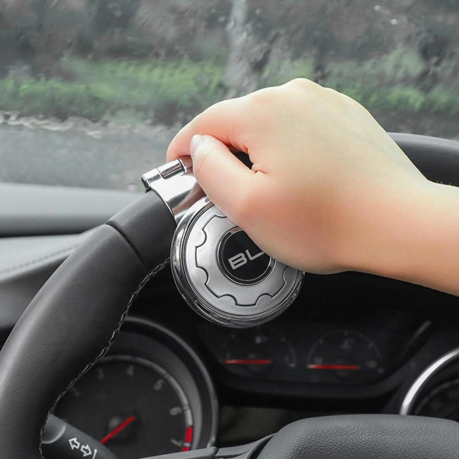 рульова ручка в автомобіль