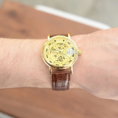 механічний годинник скелетони