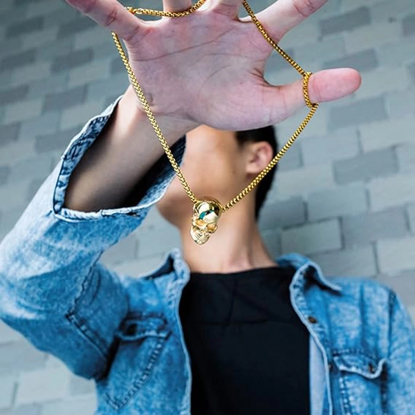 цепь с черепом