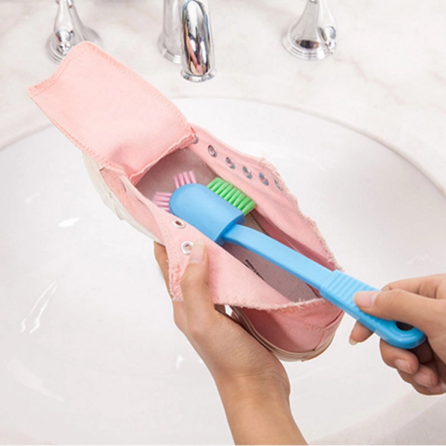 Чистящая щетка для обуви