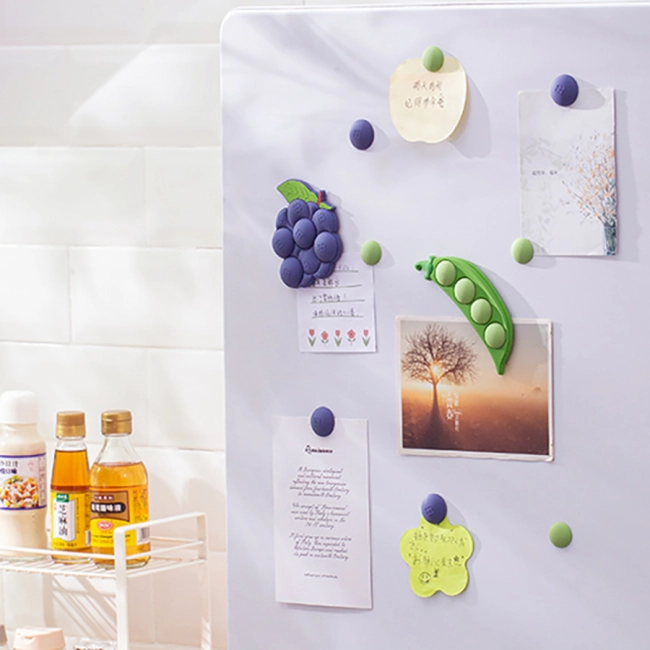 магніт на двері холодильника