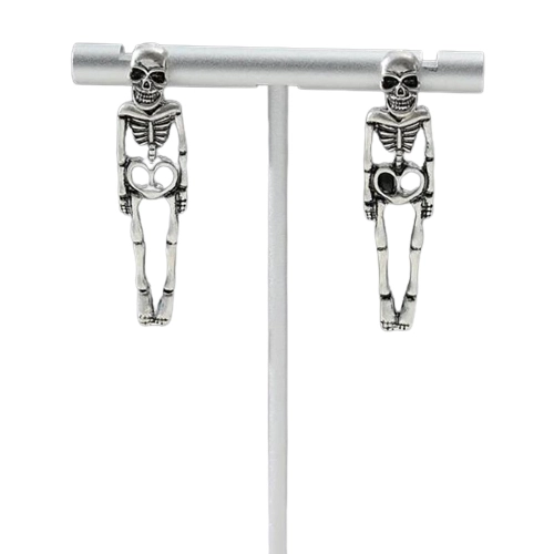 Серьги в виде скелета
