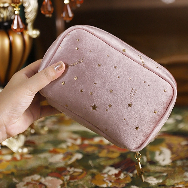 Сумочка для тампонів і прокладок