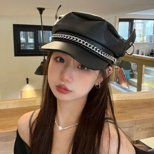 Берет для дівчини