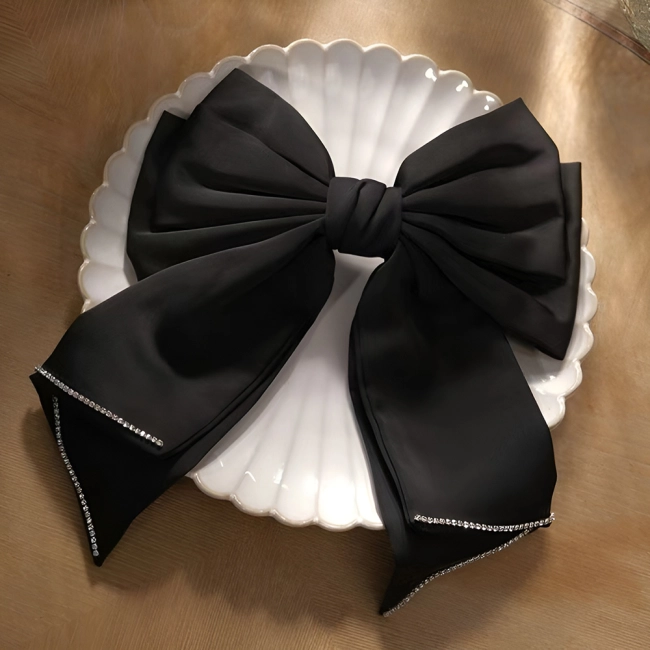 Шпилька у формі банта