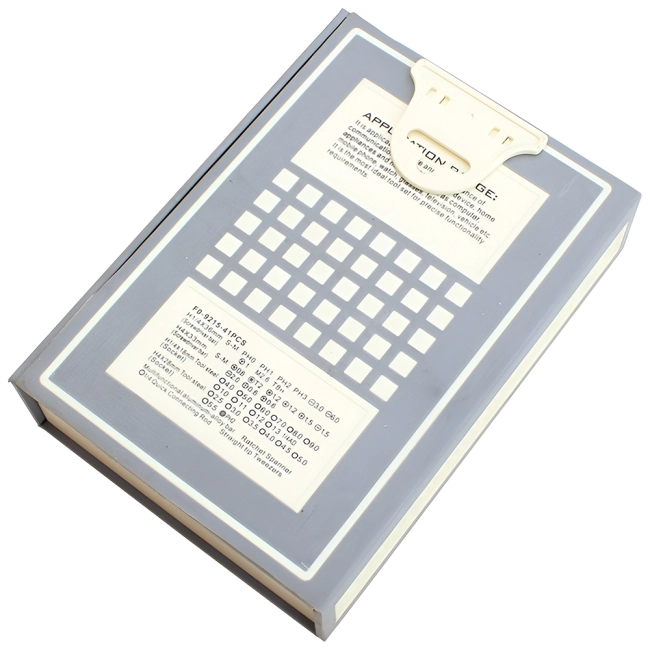 набір ключів та викруток з тріскачкою