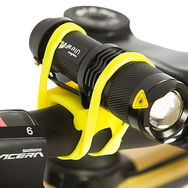 кріплення для ліхтарика на велосипед