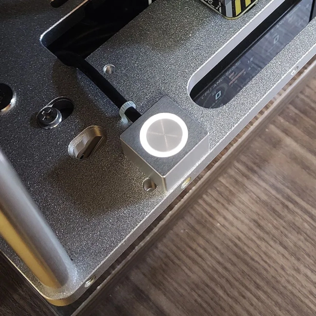 вимикач живлення настільного комп'ютера