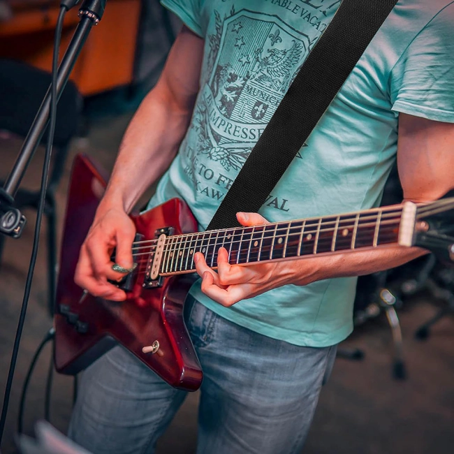 пояс на гітару