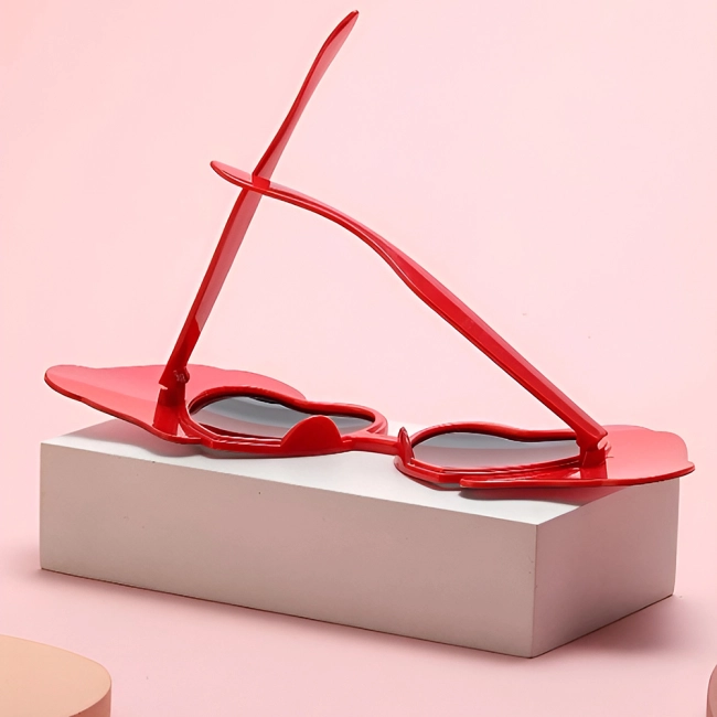 Окуляри з серцями