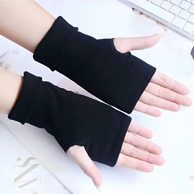 Перчатки anime