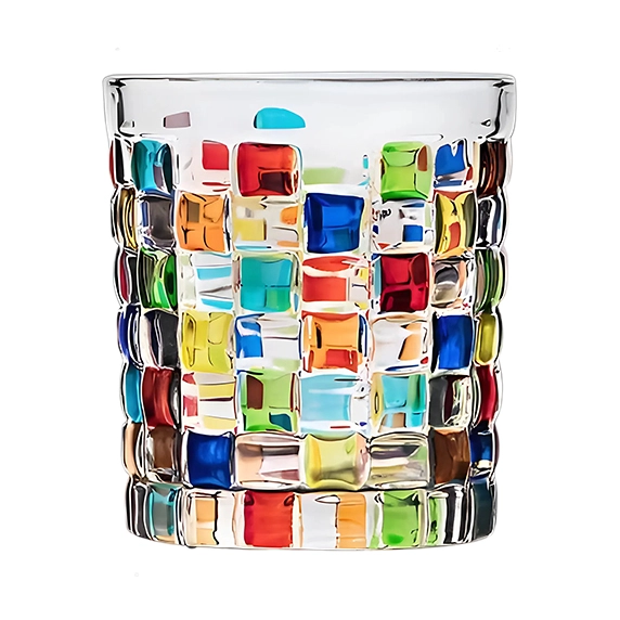 Стеклянный стакан для напитков