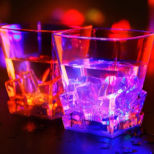 светящийся стакан для напитков