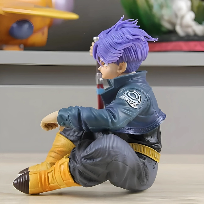 фігурка з Транксом з Драгонбол