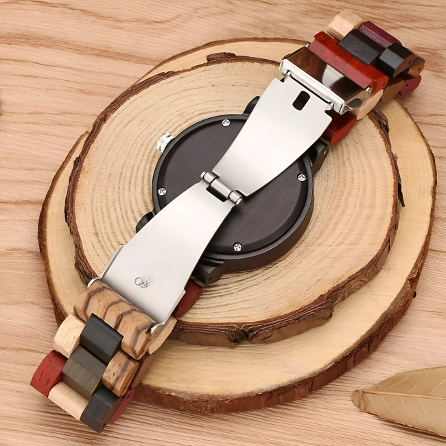 часы с деревянным корпусом