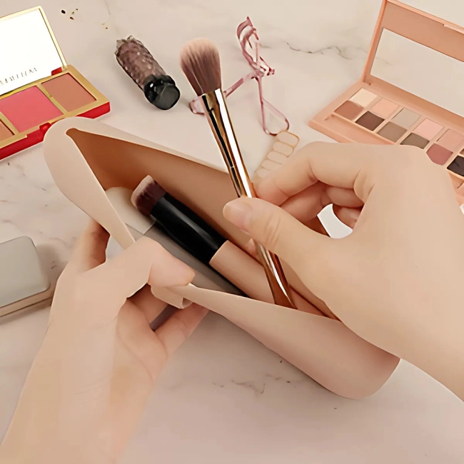 футляр для спонжу та пензлів