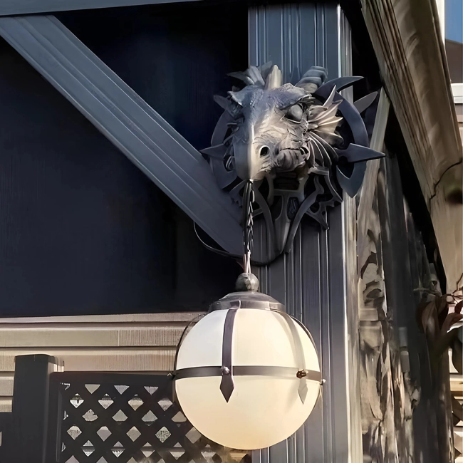 настенная лампа с драконом