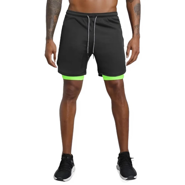 Спортивные шорты