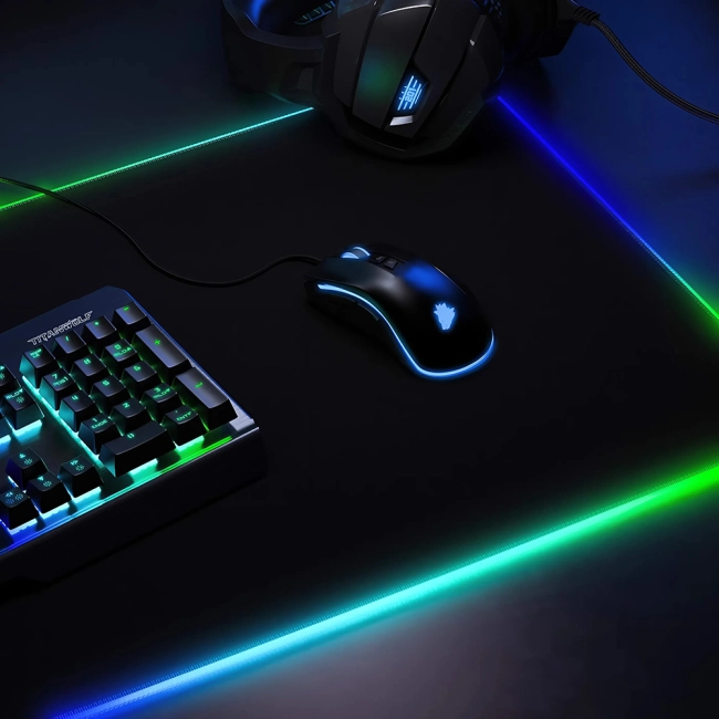 Игровой коврик для мыши с RGB-подсветкой