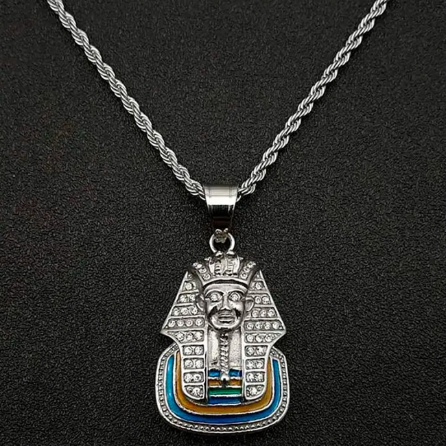 кулон Фараона