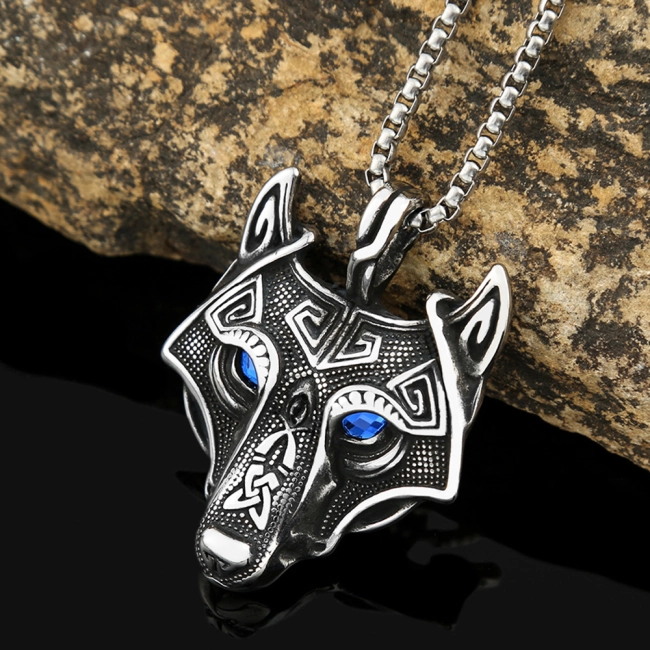 Кулон голова вовка