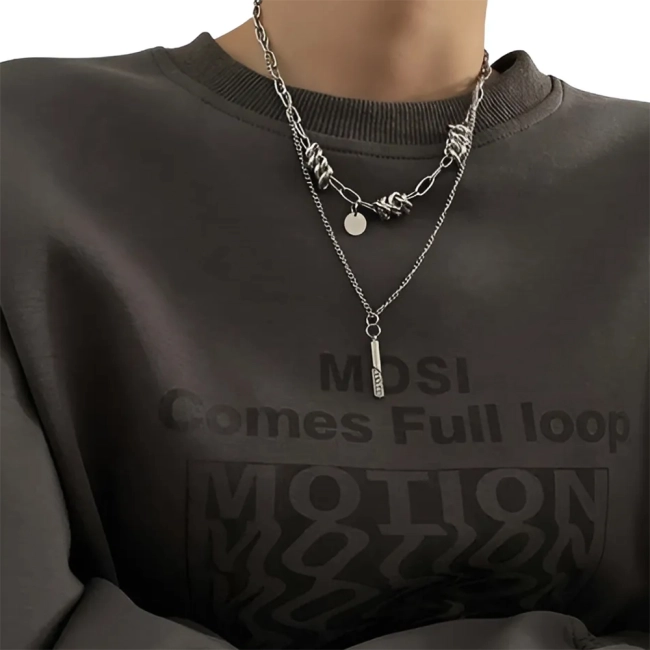 Украшение из двух слоев