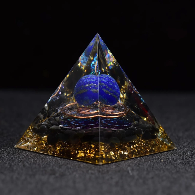 пирамида для декора