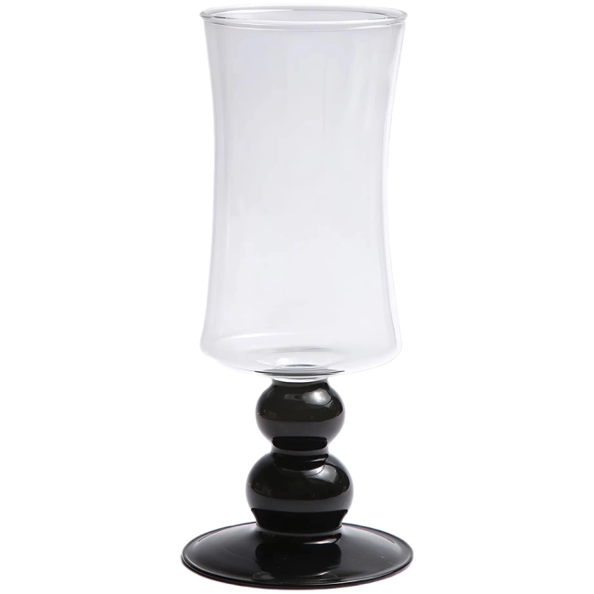 бокал на ножке для коктейля