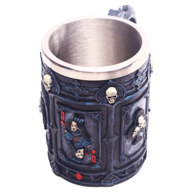 кухоль в середньовічному стилі