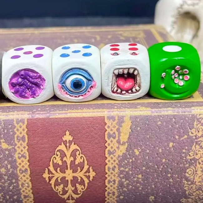 кубики-монстры