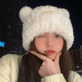 зимова шапка з вушками