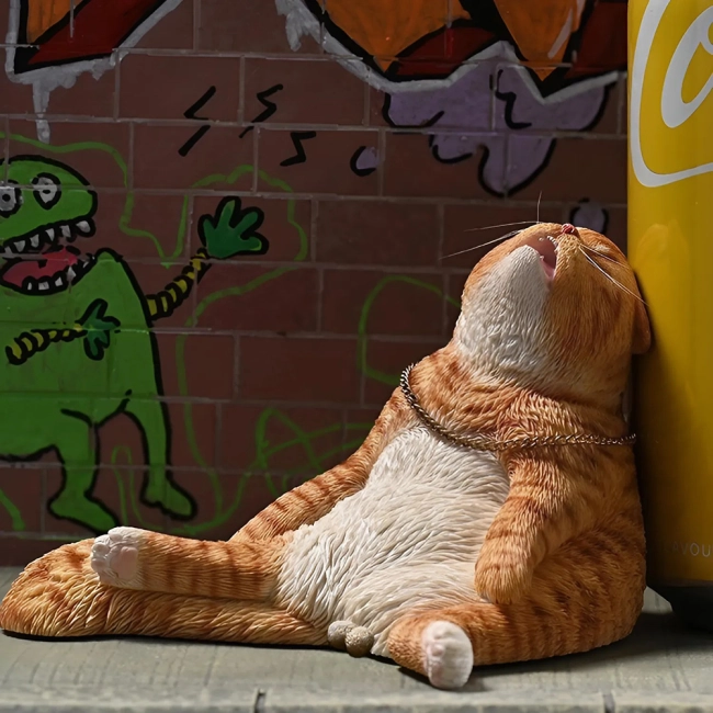 настільна фігурка кіт